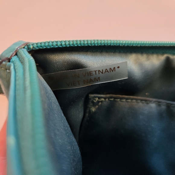 Vintage Coach Teal Leather Turnlock Wristlet - Picture 7 of 11